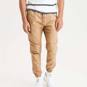 Men’s medium next level flex jogger AE